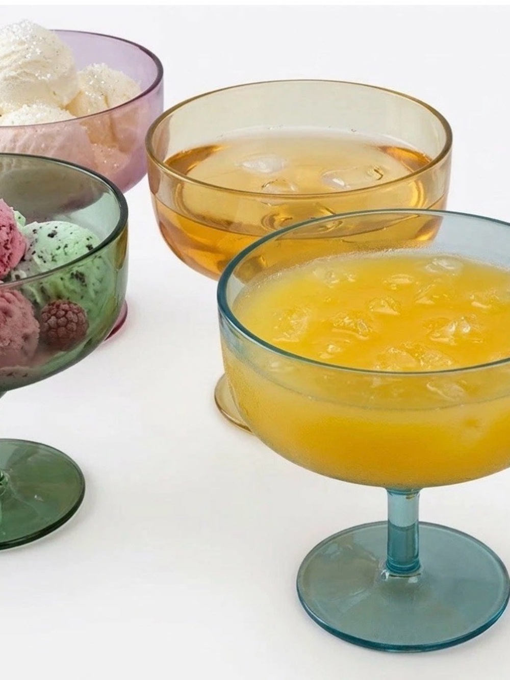 BUNDLE OF 4Plastic Cups New! 🍨🍸🥂